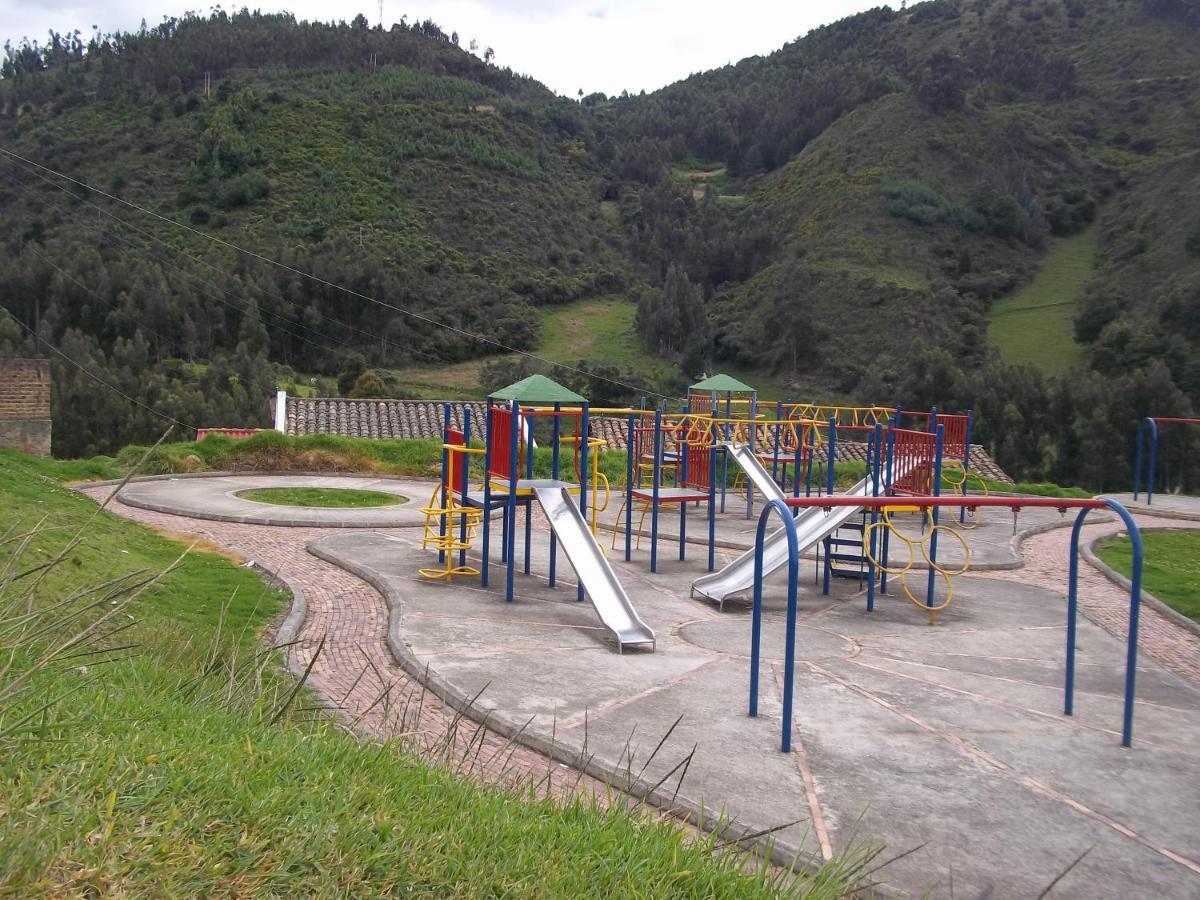 Hospedaje Bella Vista モングイ エクステリア 写真